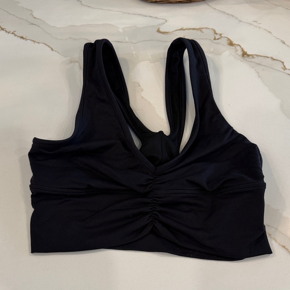 ALO Yoga Black Ruched V-Neck Sports Bra